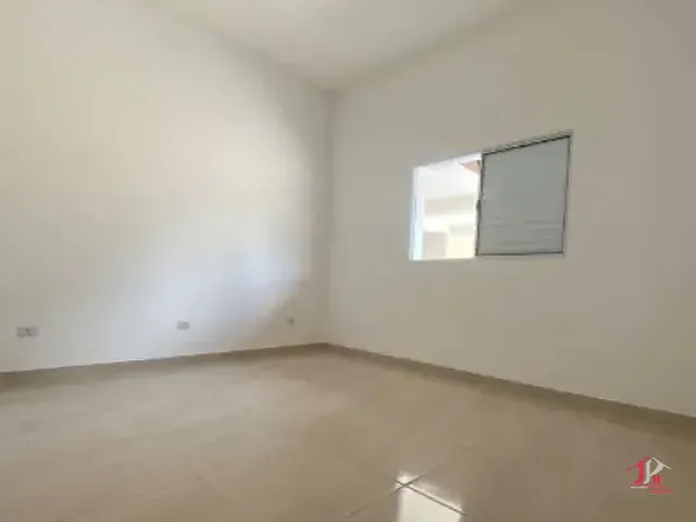 Casa 2 quartos e 2 banheiros, à venda, no bairro Jardim Suarão (Praia) em Itanhaém