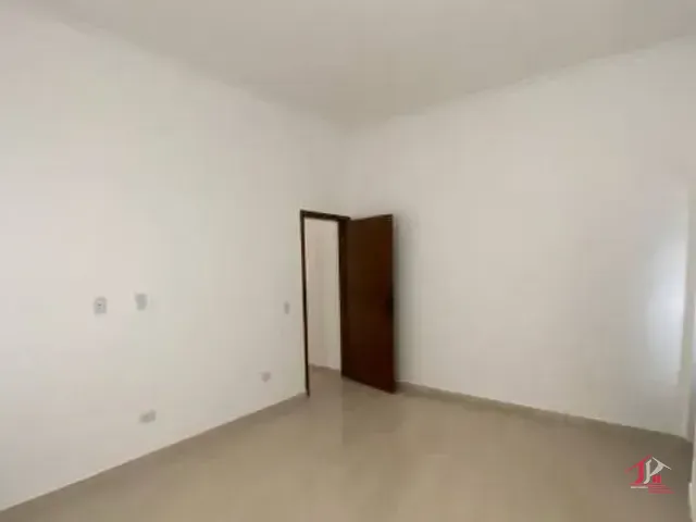 Casa 2 quartos e 2 banheiros, à venda, no bairro Jardim Suarão (Praia) em Itanhaém