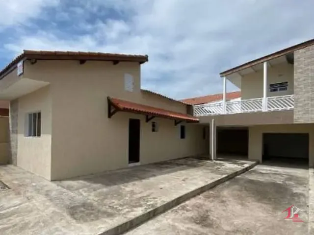 Casa 2 quartos e 2 banheiros, à venda, no bairro Jardim Suarão (Praia) em Itanhaém