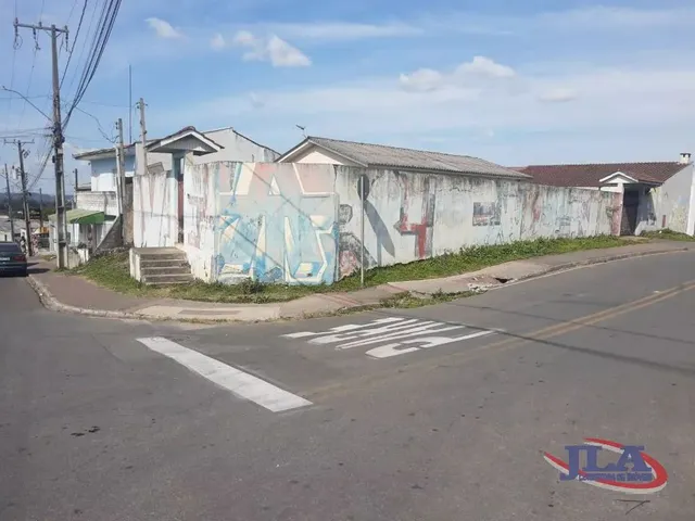 Casa com 447m² 3 quartos e 3 banheiros, à venda, no bairro Colonial Sao Venancio em Almirante Tamandaré