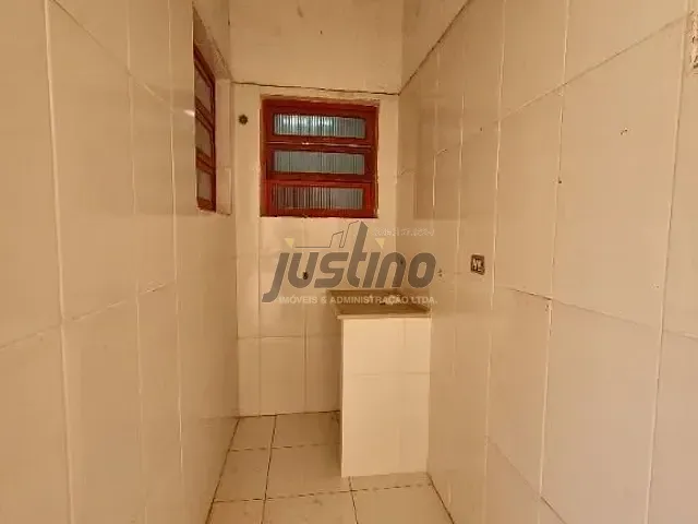 Casa com 168m² 1 quarto e 1 banheiro, para alugar, no bairro Cidade de Anchieta em Itanhaém