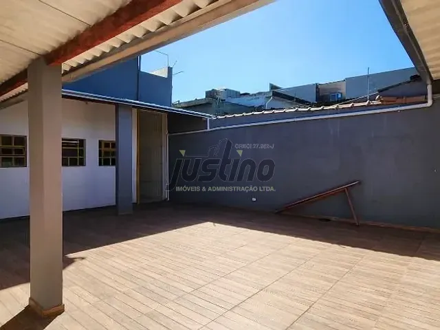 Casa com 168m² 1 quarto e 1 banheiro, para alugar, no bairro Cidade de Anchieta em Itanhaém