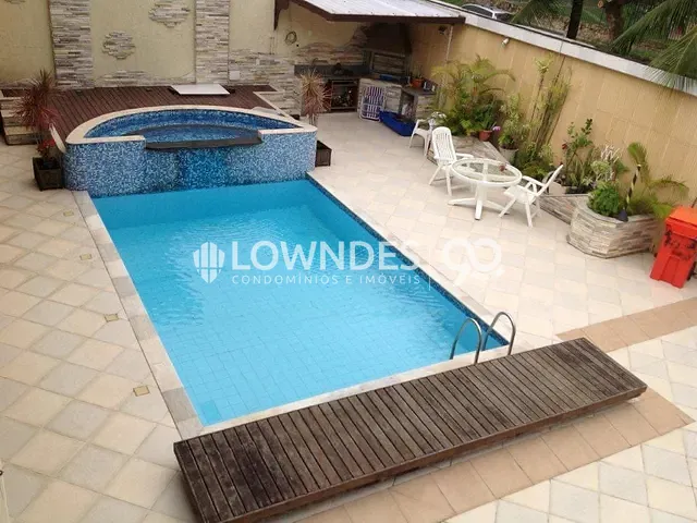 Casa com 750m² 4 quartos e 4 banheiros, à venda, no bairro Barra da Tijuca em Rio de Janeiro