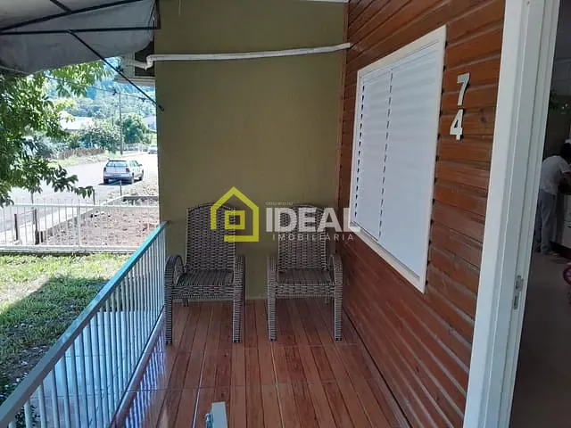 Casa 2 quartos e 1 banheiro, à venda, no bairro Petry em Arabutã