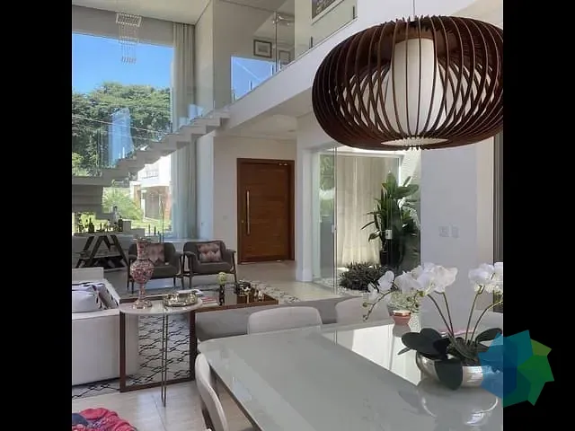 Casa com 515m² 3 quartos e 4 banheiros, à venda, no bairro Buru em Salto