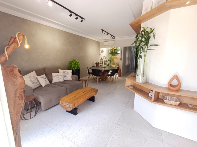 Casa com 250m² 3 quartos e 3 banheiros, à venda, no bairro Jardim da Fonte em Jundiaí