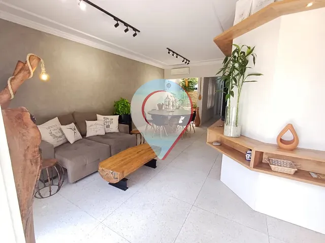 Casa com 250m² 3 quartos e 3 banheiros, à venda, no bairro Jardim da Fonte em Jundiaí