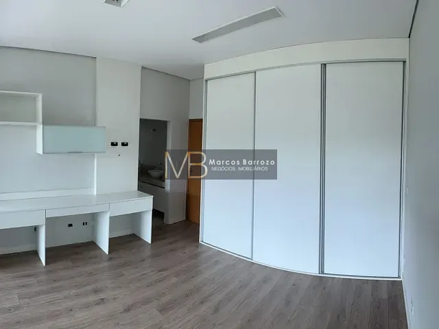 Casa 3 quartos e 4 banheiros, à venda, no bairro Recanto Santa Andréa em Cambé