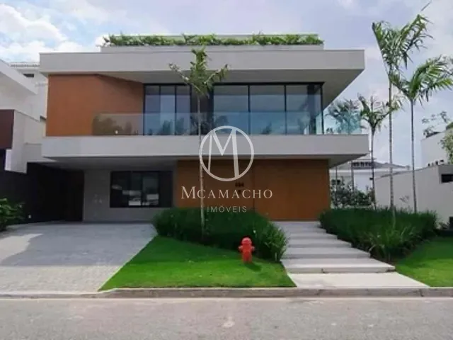 Casa com 600m² 5 quartos e 6 banheiros, à venda, no bairro Barra da Tijuca em Rio de Janeiro