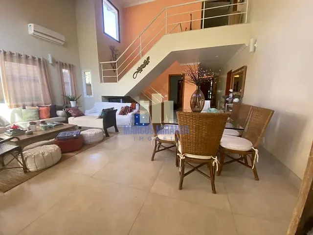 Casa com 607m² 4 quartos e 7 banheiros, à venda, no bairro Jacarepaguá em Rio de Janeiro