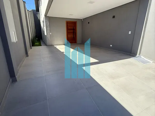 Casa 3 quartos e 3 banheiros, à venda, no bairro Centreville em Poços de Caldas