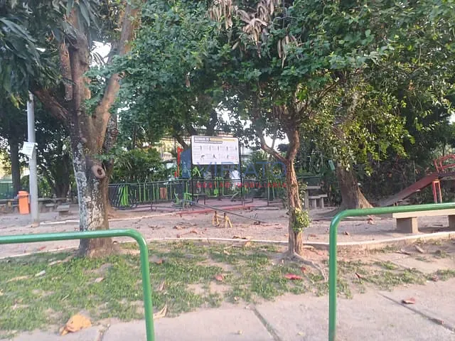 Casa 5 quartos e 5 banheiros, à venda, no bairro Anil em Rio de Janeiro