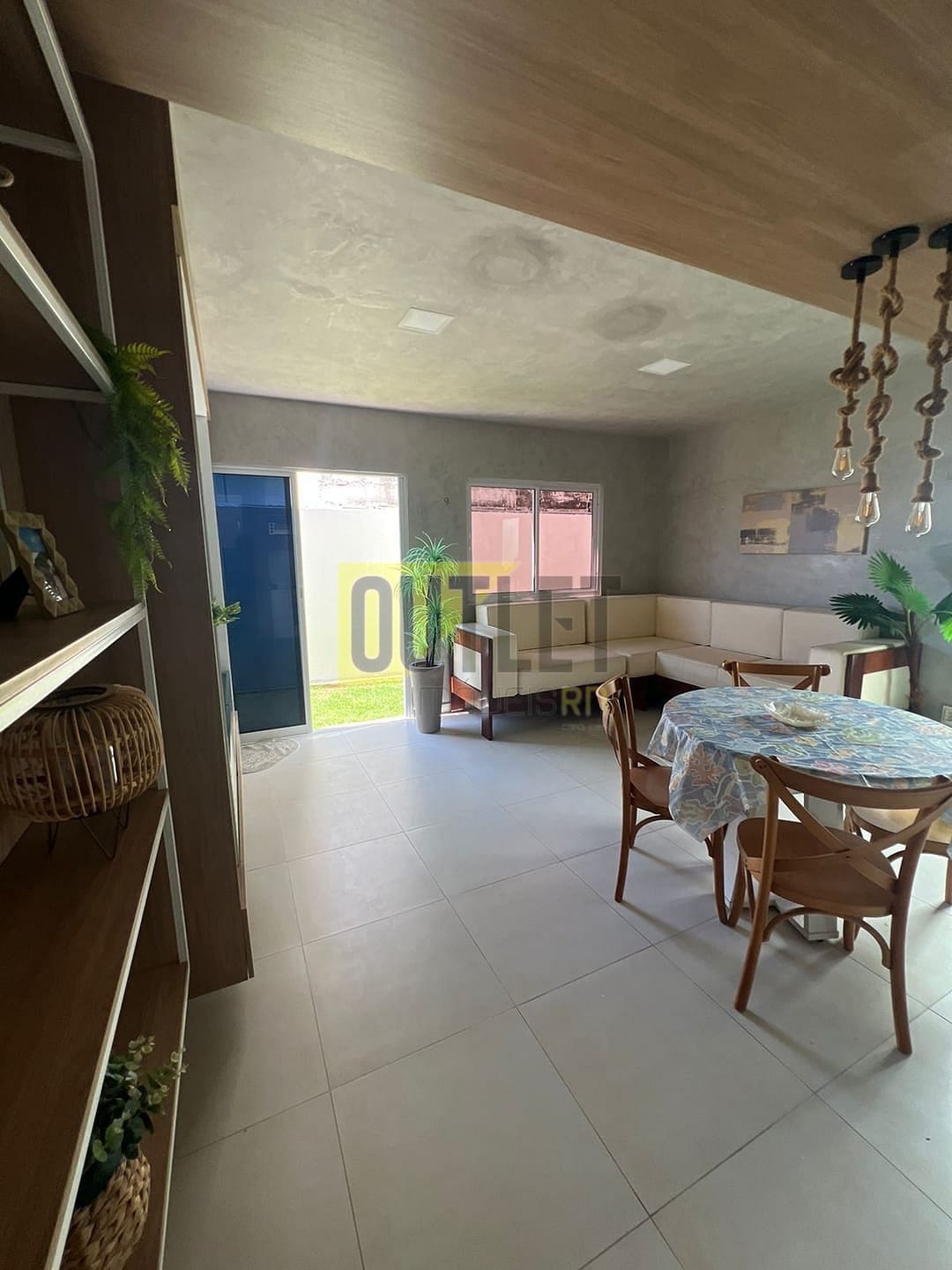 Casa à venda com 3 quartos, 135m² - Foto 4