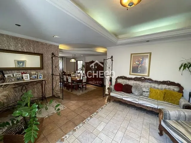 Casa com 300m² 3 quartos e 2 banheiros, à venda, no bairro Centro em Santa Bárbara d'Oeste