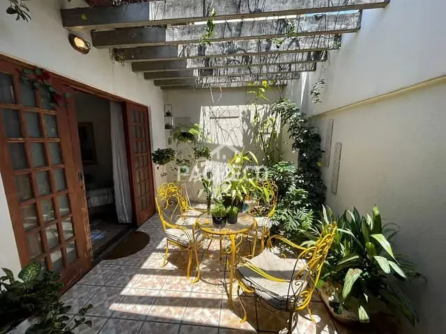 Casa com 300m² 3 quartos e 2 banheiros, à venda, no bairro Centro em Santa Bárbara d'Oeste