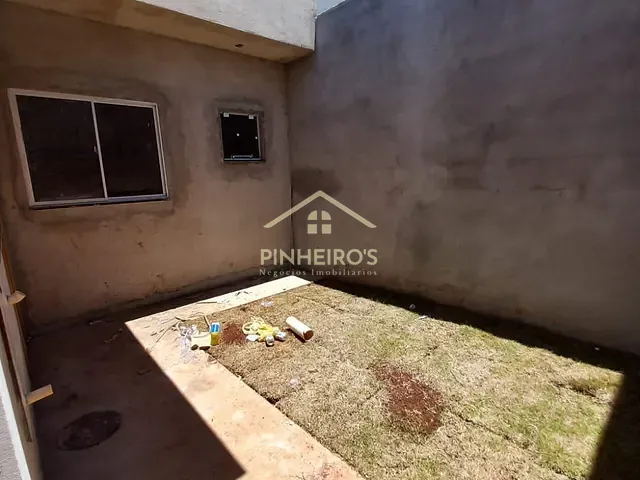 Casa com 170m² 3 quartos e 1 banheiro, à venda, no bairro Conjunto Residencial Roberto Conceição em Cambé