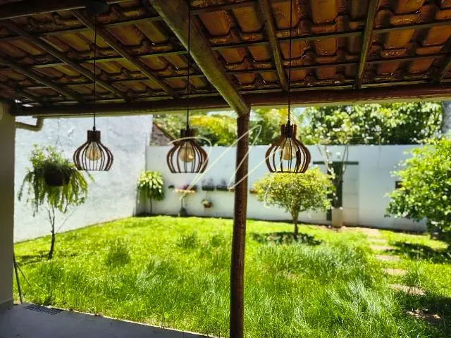 Casa 4 quartos e 2 banheiros, para alugar, no bairro São Francisco em Ilhéus