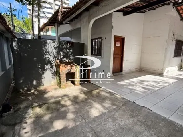 Casa com 300m² 4 quartos e 2 banheiros, para alugar, no bairro Praia de Itapoã em Vila Velha