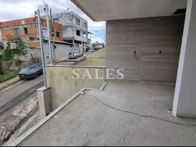 Casa com 350m² 3 quartos e 3 banheiros, à venda, no bairro São Pedro em Juiz de Fora