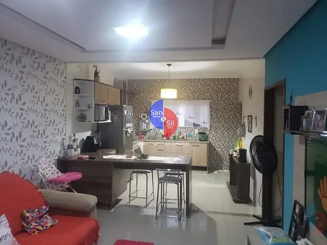 Casa com 360m² 3 quartos e 2 banheiros, à venda, no bairro Cantagalo em Guapimirim