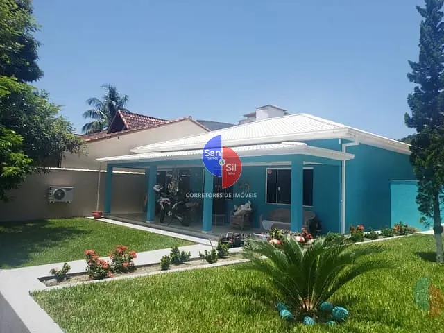 Casa com 360m² 3 quartos e 2 banheiros, à venda, no bairro Cantagalo em Guapimirim
