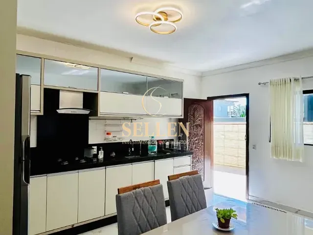 Casa 2 quartos e 1 banheiro, para alugar, no bairro Praia Brava de Itajaí em Itajaí