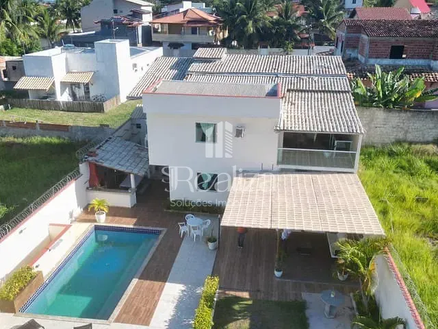 Casa 5 quartos e 5 banheiros, à venda, no bairro Olivença em Ilhéus
