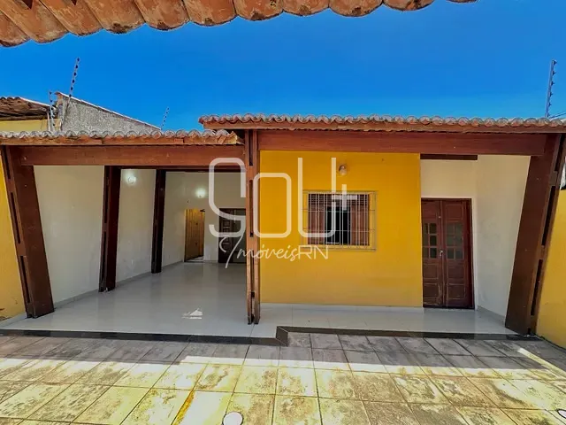 Casa com 225m² 3 quartos e 3 banheiros, à venda, no bairro Nova Parnamirim em Parnamirim