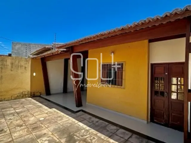 Casa com 225m² 3 quartos e 3 banheiros, à venda, no bairro Nova Parnamirim em Parnamirim