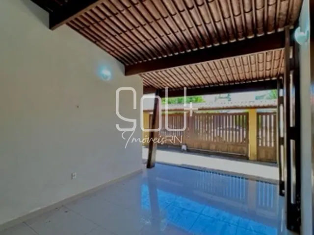 Casa com 225m² 3 quartos e 3 banheiros, à venda, no bairro Nova Parnamirim em Parnamirim