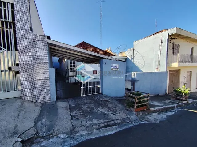 Casa 3 quartos e 1 banheiro, à venda, no bairro Centro em Jacarezinho