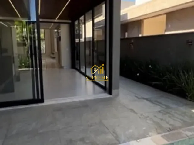 Casa 4 quartos e 6 banheiros, para alugar, no bairro Residencial Goiânia Golfe Clube em Goiânia