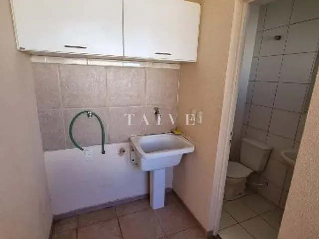 Casa com 250m² 4 quartos e 4 banheiros, à venda, no bairro Aragarça em Londrina