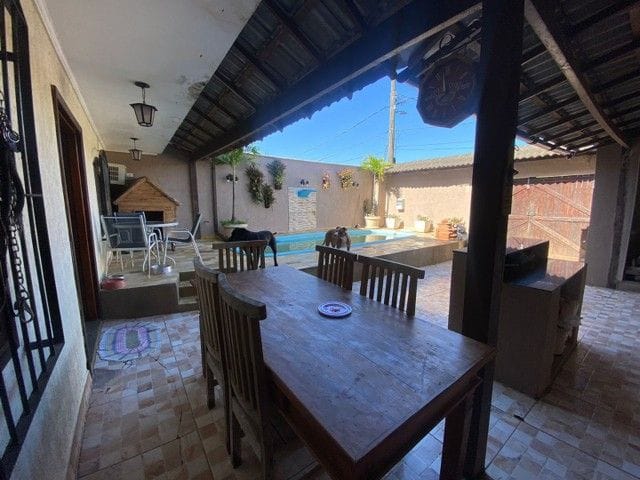 Casa com 200m² 4 quartos e 4 banheiros, à venda, no bairro Vargem Grande em Rio de Janeiro