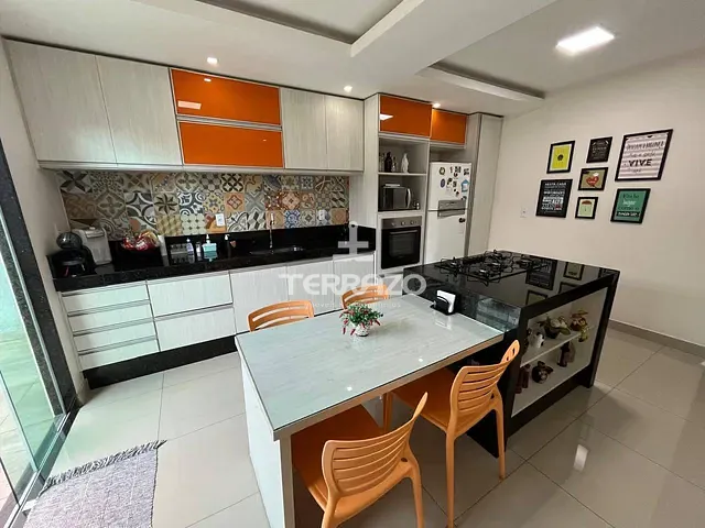 Casa com 164m² 3 quartos e 2 banheiros, à venda, no bairro Morada da Granja em Barra Mansa