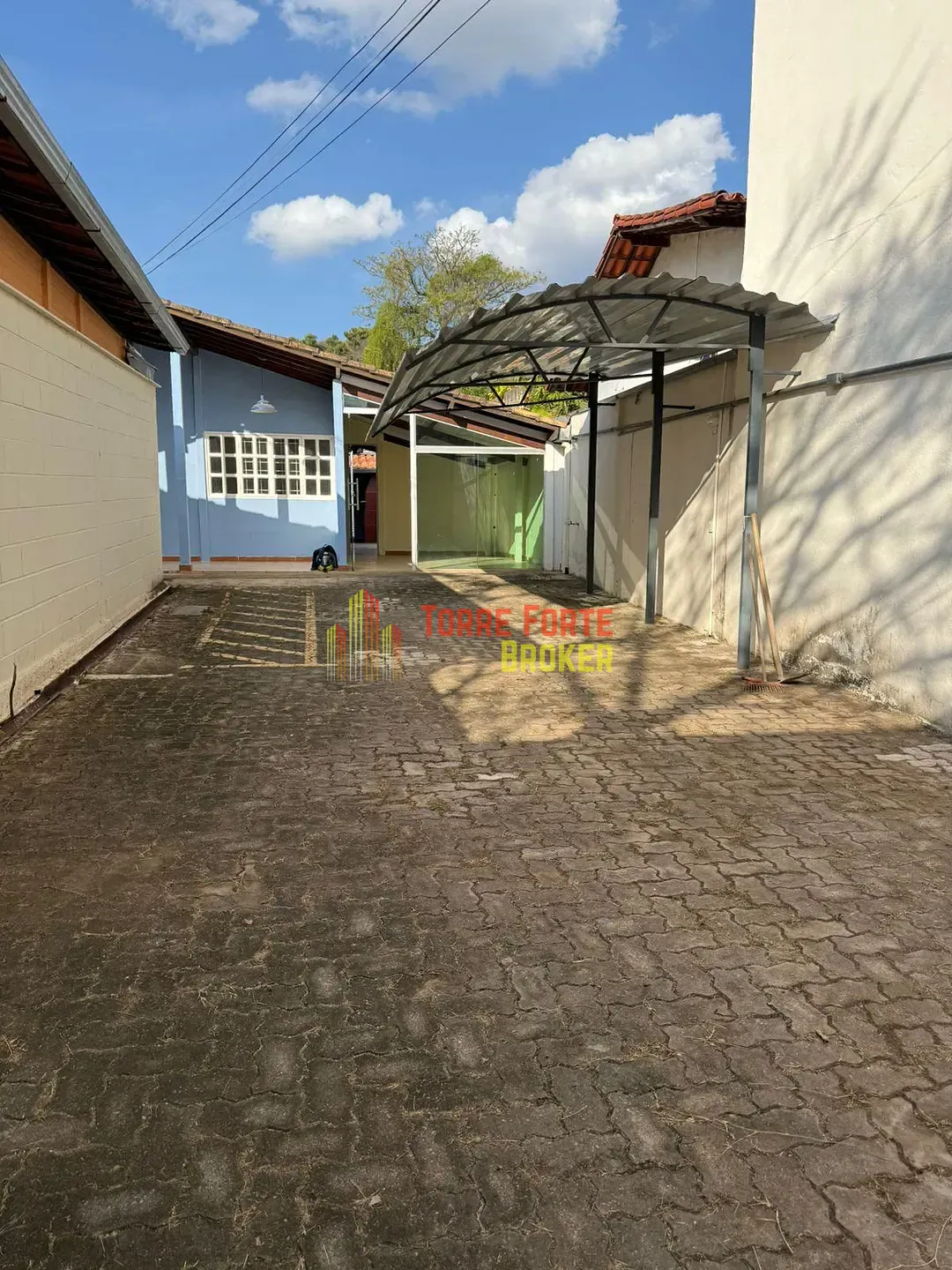 Casa, 3 quartos, 180 m² - Foto 1