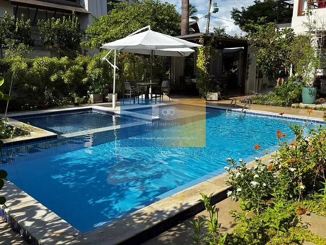 Casa com 500m² 5 quartos e 6 banheiros, para alugar, no bairro Muro Alto em Ipojuca