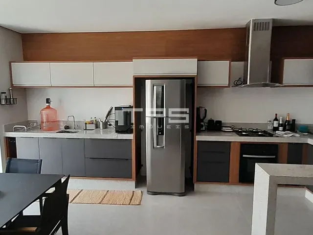 Casa com 125m² 2 quartos e 1 banheiro, à venda, no bairro Jardim Coelho Neto em Guaratinguetá