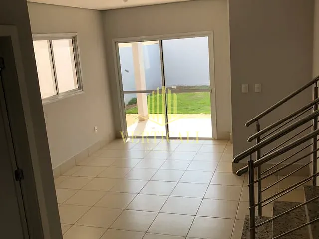 Casa com 165m² 3 quartos e 3 banheiros, à venda, no bairro Ribeirão do Lipa em Cuiabá