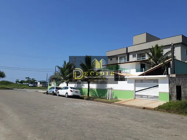 Casa com 360m² 4 quartos e 5 banheiros, à venda, no bairro Estuário em Santos