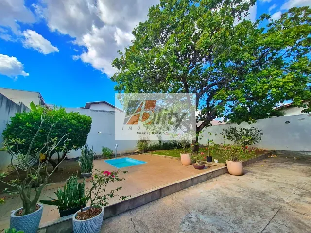 Casa 3 quartos e 3 banheiros, à venda ou para alugar, no bairro Jardim das Américas em Cuiabá