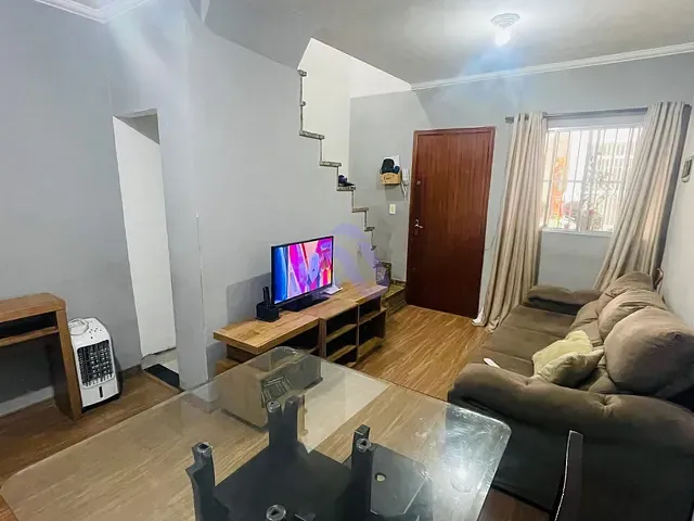Casa 2 quartos e 1 banheiro, à venda, no bairro Vila Carmosina em São Paulo