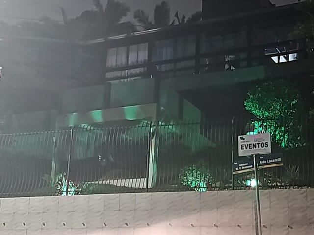 Casa com 605m² 4 quartos e 2 banheiros, à venda, no bairro Fazenda em Itajaí
