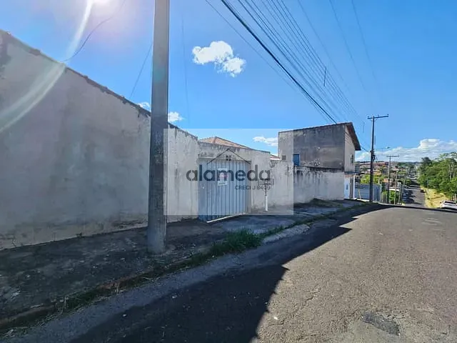 Casa com 382m² 3 quartos e 3 banheiros, à venda, no bairro JARDIM AMÉRICA em Jacarezinho