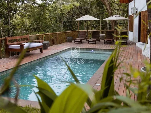Casa 10 quartos e 2 banheiros, à venda, no bairro Trancoso em Porto Seguro