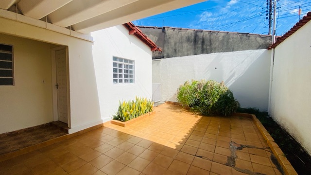 Casa para locação, Vila Rezende, Goiânia, GO