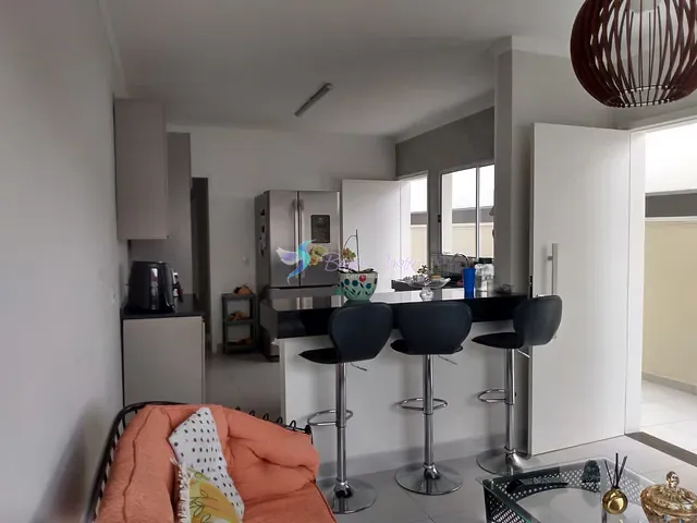 Casa com 150m² 3 quartos e 4 banheiros, à venda, no bairro Jardim Alvinópolis em Atibaia