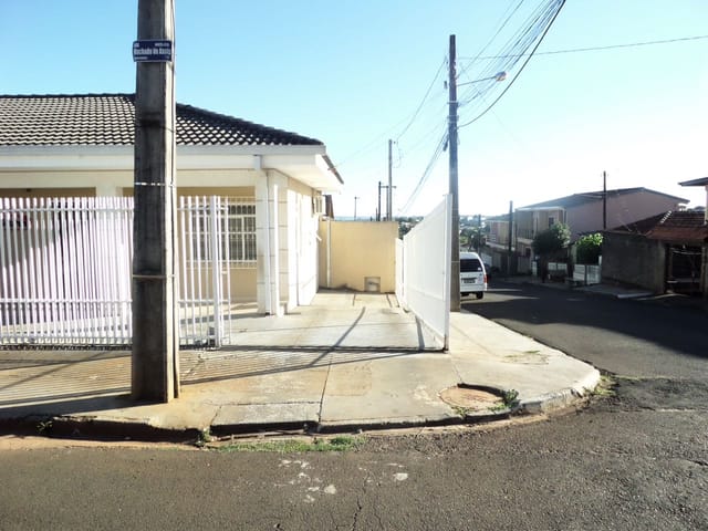 Casa 3 quartos e 3 banheiros, à venda, no bairro Marina em Ponta Grossa