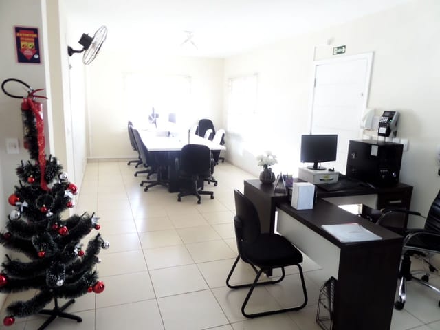 Casa 3 quartos e 3 banheiros, à venda, no bairro Marina em Ponta Grossa