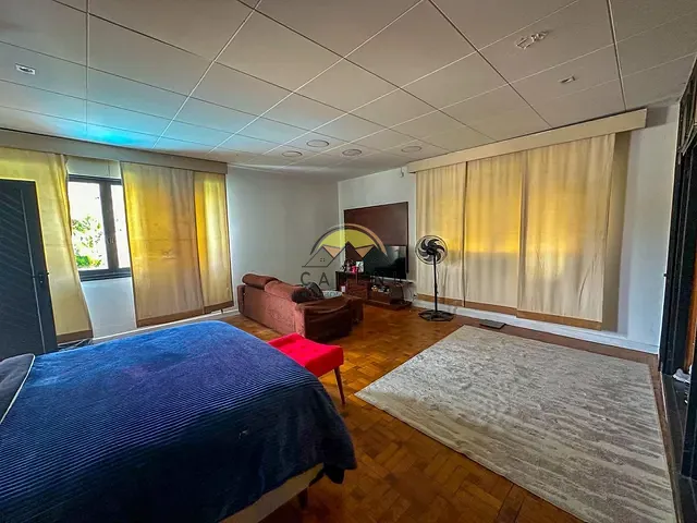 Casa com 890m² 5 quartos e 8 banheiros, à venda ou para alugar, no bairro Alto de Pinheiros em São Paulo